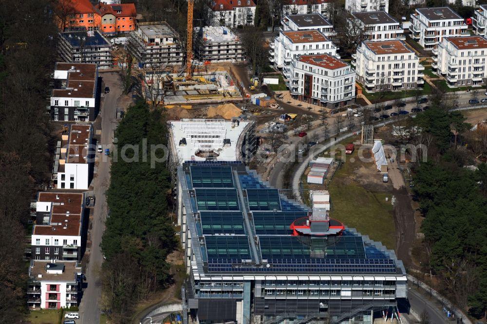 Potsdam from the bird's eye view: Building complex of the university - Filmuniversitaet Babelsberg Konrad Wolf on Marlene-Dietrich-Allee in the district Babelsberg in Potsdam in the state Brandenburg