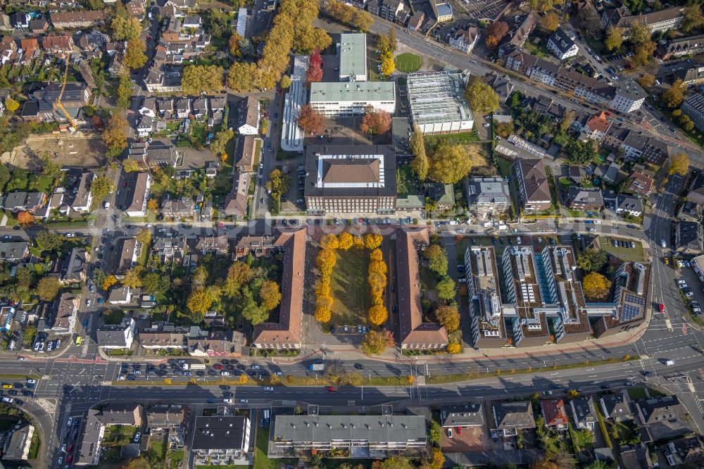 Aerial photograph Bottrop - Building complex of the university Hochschule Ruhr West on Hans-Sachs-Strasse in the district Stadtmitte in Bottrop at Ruhrgebiet in the state North Rhine-Westphalia, Germany