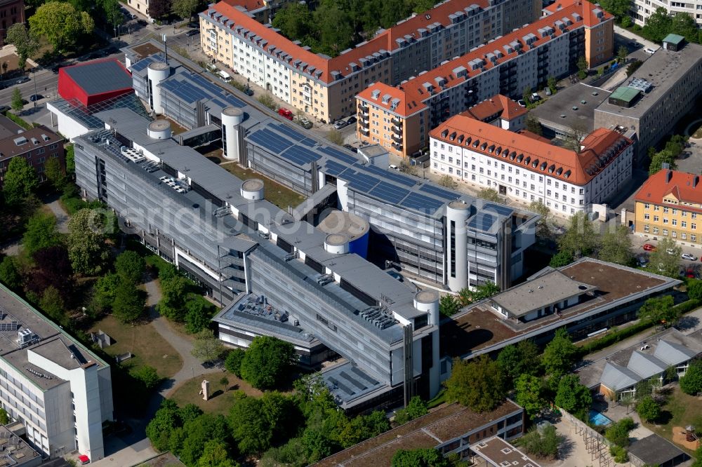 Aerial photograph München - Building complex of the university Muenchen on Lothstrasse in the district Maxvorstadt in Munich in the state Bavaria, Germany