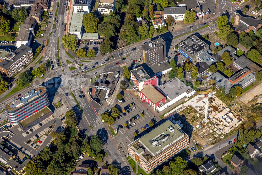 Aerial image Duisburg - Building complex of the hotel complex, district administration and health center Sittardsberger Allee - Altenbruchendamm in the district Buchholz in Duisburg in the state of North Rhine-Westphalia