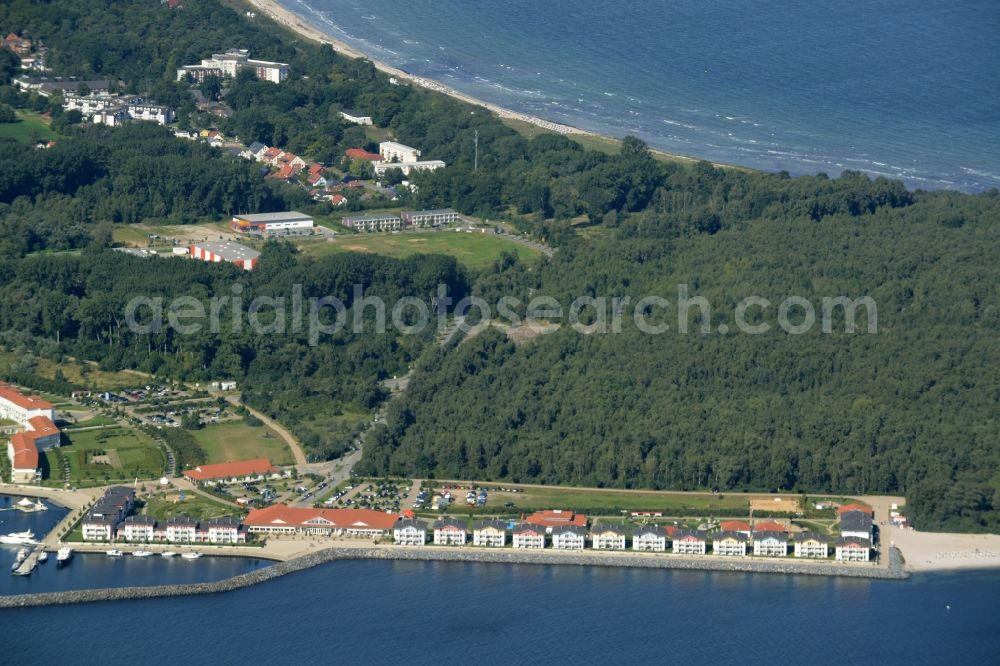 Aerial photograph Ostseebad Boltenhagen - Complex of the hotel building Dorfhotel Boltenhagen in Ostseebad Boltenhagen in the state Mecklenburg - Western Pomerania