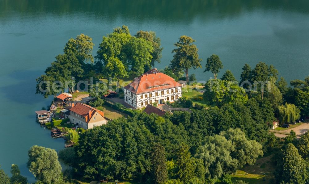 Aerial image Feldberger Seenlandschaft - Complex of the hotel building Drostenhaus Feldberg at Atmssquare in the district Feldberg in Feldberger Seenlandschaft in the state Mecklenburg - Western Pomerania