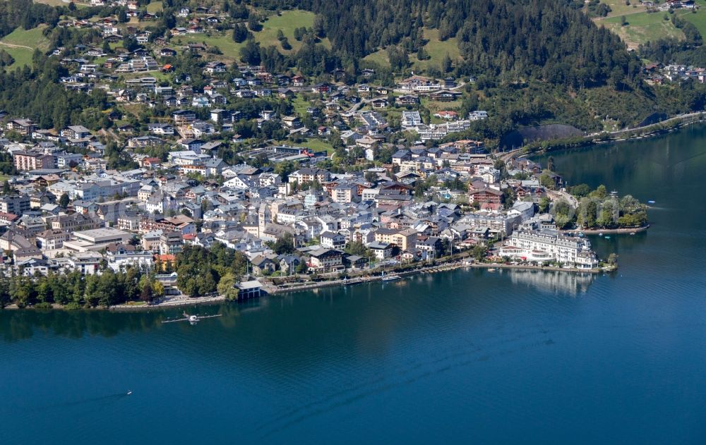 Aerial photograph Zell am See - Complex of the hotel building Grand Hotel Zell am See in Zell am See in Oesterreich