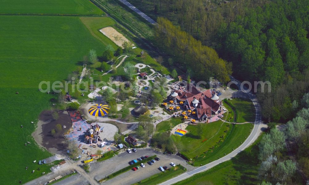 Aerial image Zeewolde - Complex of the hotel building Hans & Gretel pancake house on Sternweg in Zeewolde in Flevoland, Netherlands