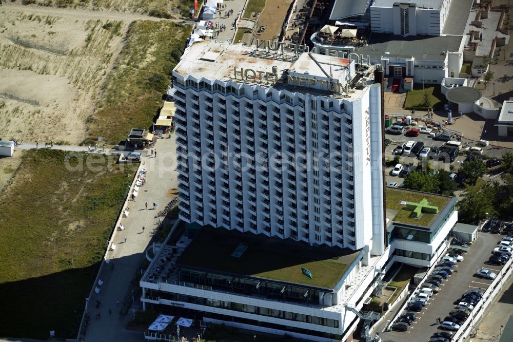 Aerial image Seebad Warnemünde - Complex of the hotel building Hotel Neptun in Seebad Warnemuende in the state Mecklenburg - Western Pomerania