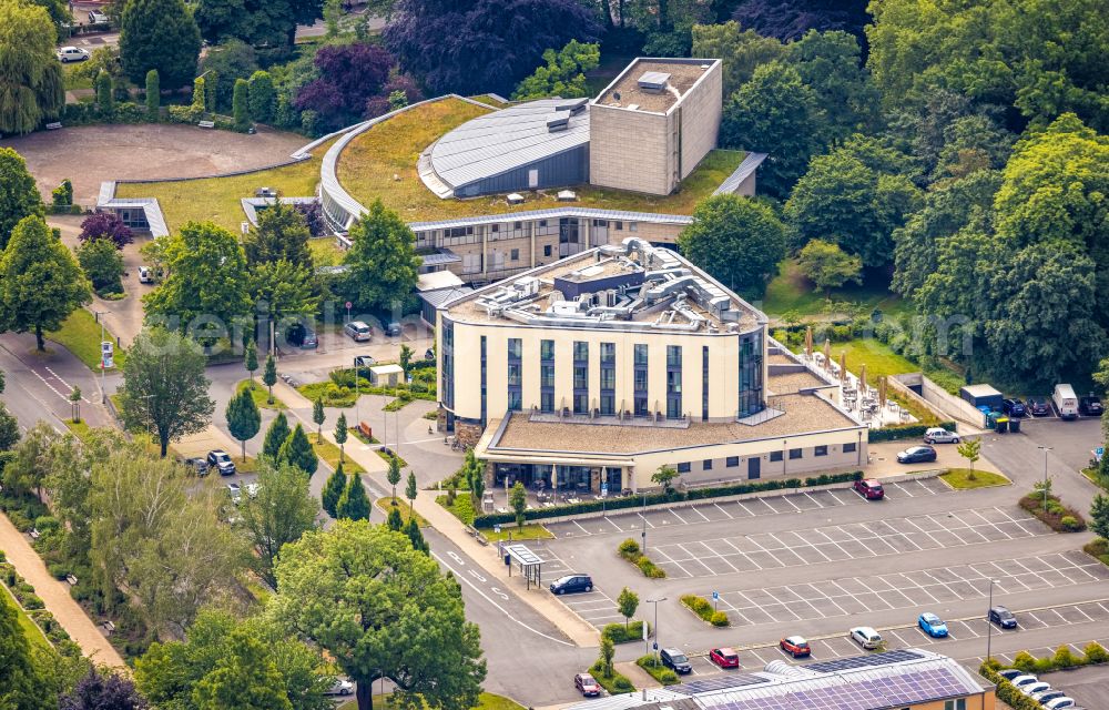 Aerial photograph Soest - Complex of the hotel building Hotel Susato on Dasselwall in Soest in the state North Rhine-Westphalia, Germany