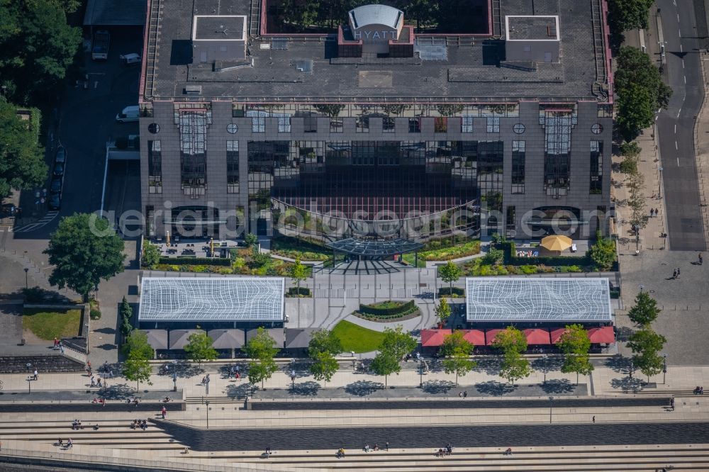 Aerial image Köln - Complex of the hotel building Hyatt Regency Cologne on the am Kennedy-Ufer in the district Deutz in Cologne in the state North Rhine-Westphalia, Germany