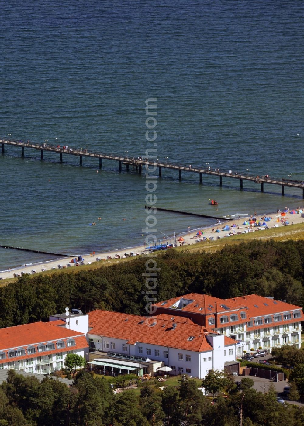 Aerial photograph Graal-Müritz - Complex of the hotel building IFA Hotel in Graal-Mueritz in the state Mecklenburg - Western Pomerania