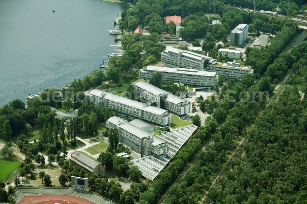 Aerial image Potsdam - Complex of the hotel building Kongresshotel Potsdam am Templiner See in Potsdam in the state Brandenburg