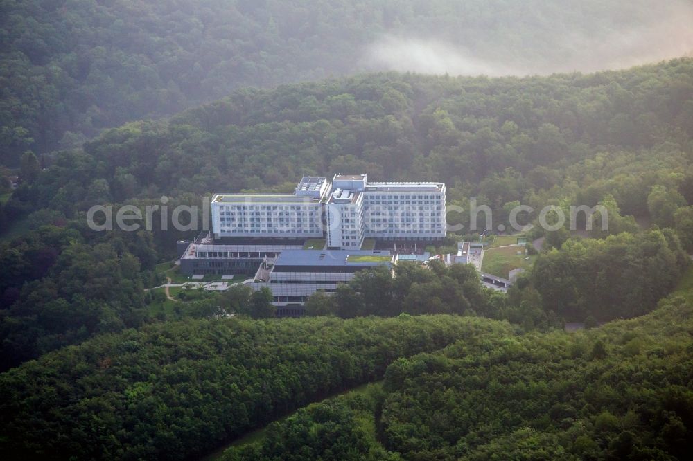 Aerial photograph Seeheim-Jugenheim - Complex of the hotel building Lufthansa Seeheim GmbH in Seeheim-Jugenheim in the state Hesse, Germany