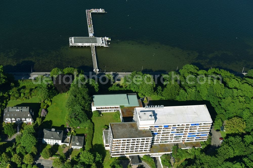 Aerial image Kiel - Complex of the hotel building Maritim Hotel Bellevue Kiel on Baltic Sea in Kiel in the state Schleswig-Holstein, Germany