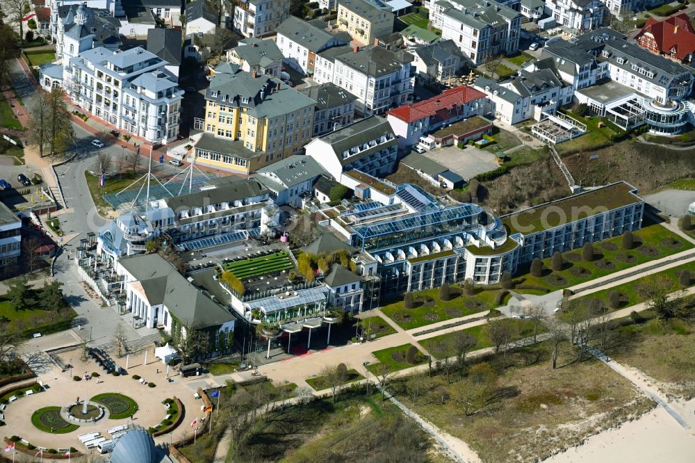 Heringsdorf from above - Complex of the hotel building Maritim Hotel Kaiserhof Heringsdorf on Kulmstrasse in Heringsdorf on the island of Usedom in the state Mecklenburg - Western Pomerania, Germany