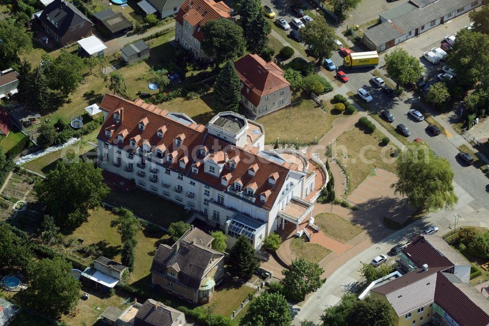 Berlin from the bird's eye view: Complex of the hotel building 1a-PARK HOTEL BERLIN Schloss Kaulsdorf in Berlin in Germany