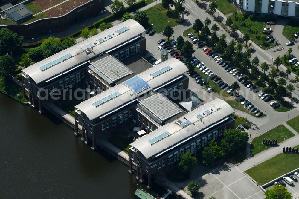 Aerial image Lübeck - Complex of the hotel building Radisson Blu Senator Hotel on Luebeck Willy-Brandt-Allee in the district Innenstadt in Luebeck in the state Schleswig-Holstein, Germany