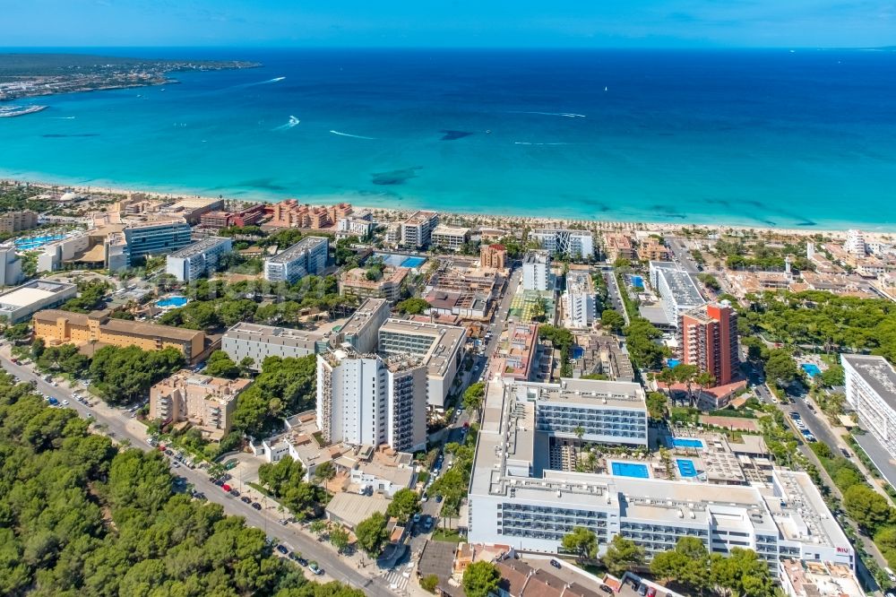 Aerial image Palma - Complex of the hotel building Riu Playa Park on the Padre Bartolome Salva in the district Platja de Palma in Palma in Balearische Insel Mallorca, Spain