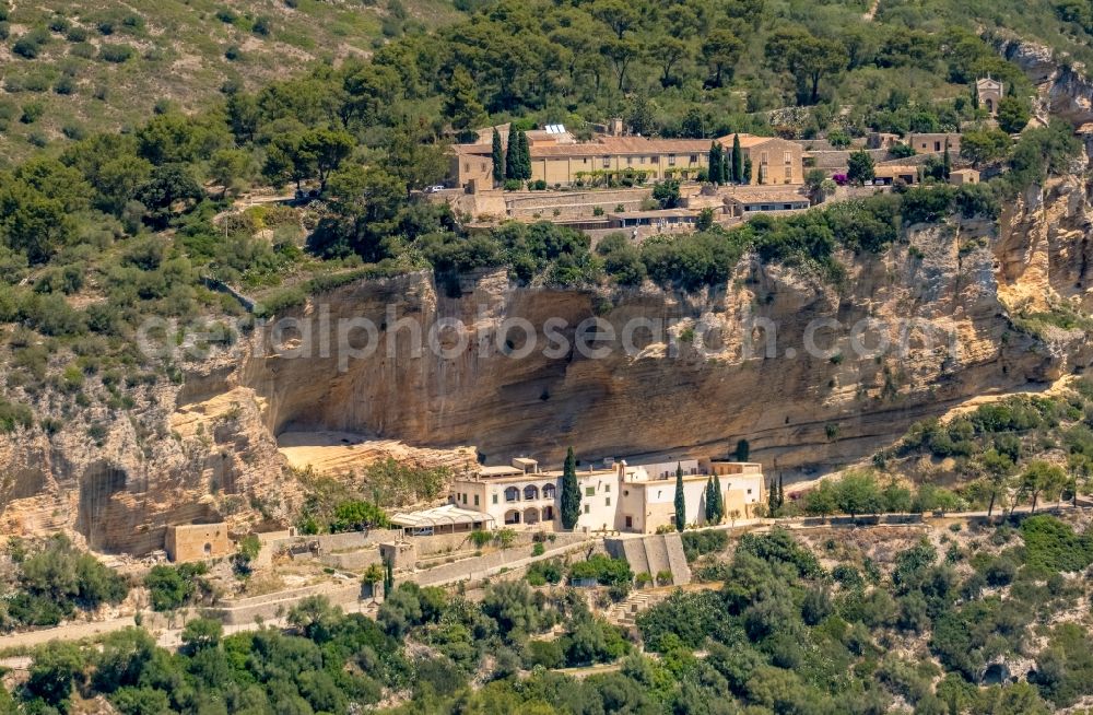 Aerial photograph Algaida - Complex of the hotel building Santuari de Gracia in Algaida in Balearic island of Mallorca, Spain