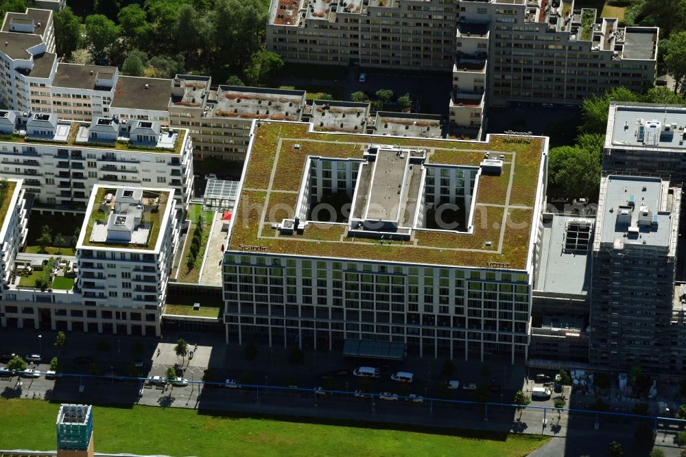 Aerial photograph Berlin - Complex of the hotel building Scandic Berlin Potsdamer Platz on Gabriele-Tergit-Promenade in the district Mitte in Berlin, Germany