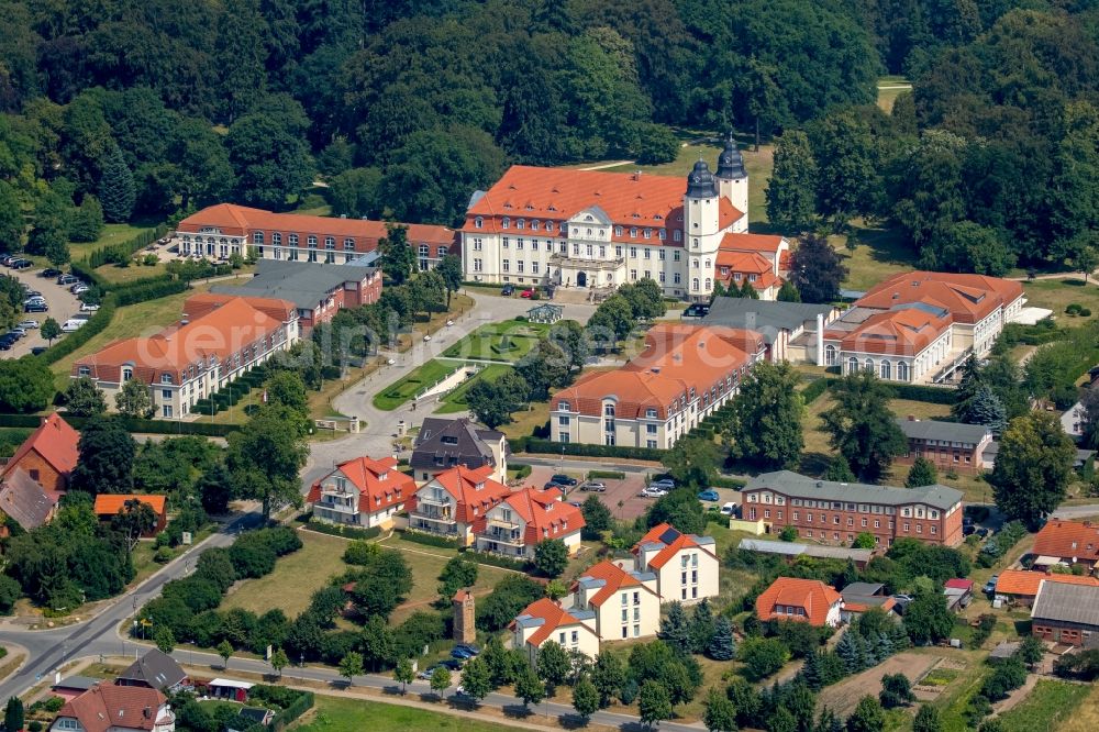 Aerial image Göhren-Lebbin - Complex of the hotel building Schlosshotel Fleesensee in Goehren-Lebbin in the state Mecklenburg - Western Pomerania