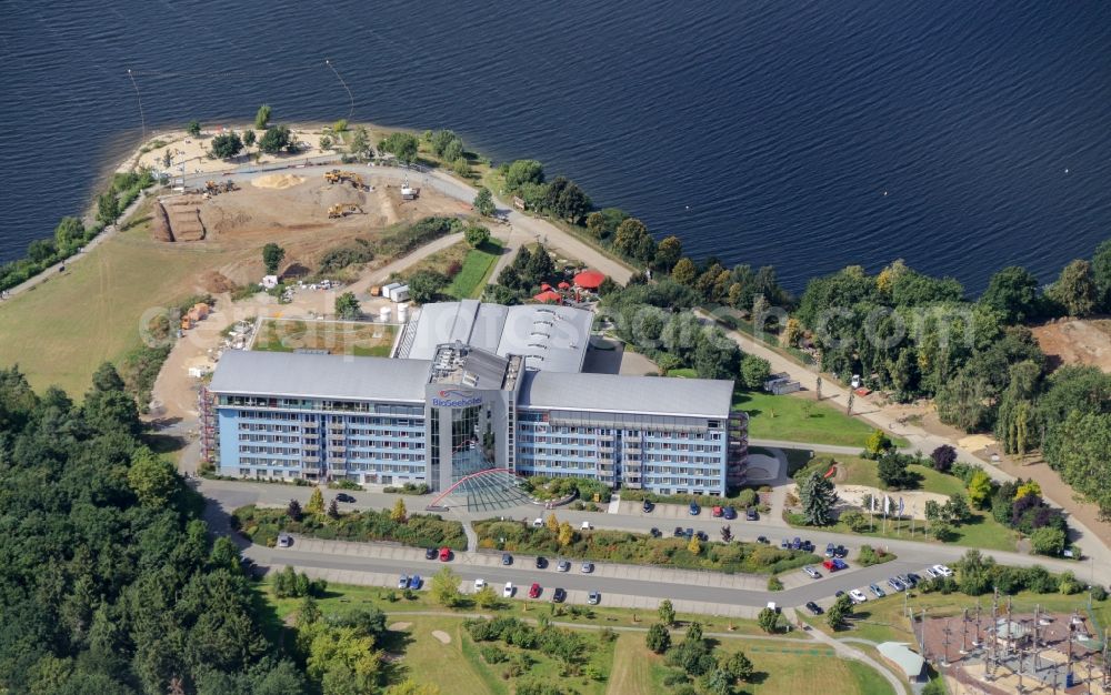 Aerial photograph Zeulenroda-Triebes - Complex of the hotel buildingSeehotel Zeulenroda in Zeulenroda-Triebes in the state Thuringia