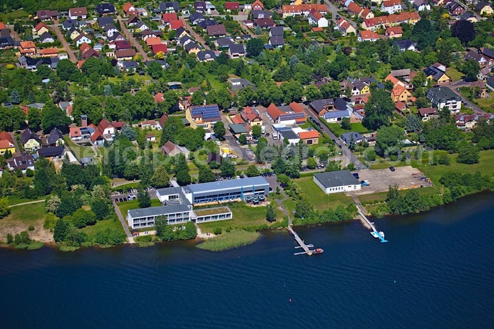 Aerial photograph Senftenberg - Complex of the hotel building Strandhotel Senftenberger See in Senftenberg in the state Brandenburg, Germany