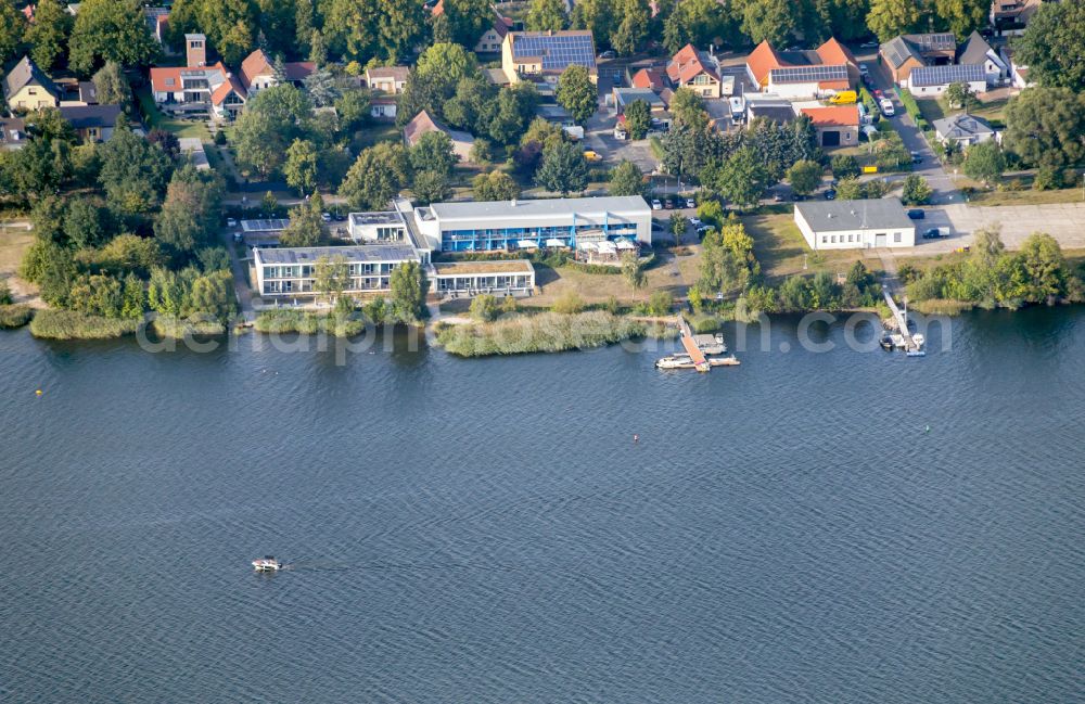 Aerial photograph Senftenberg - Complex of the hotel building Strandhotel Senftenberger See in Senftenberg in the state Brandenburg, Germany