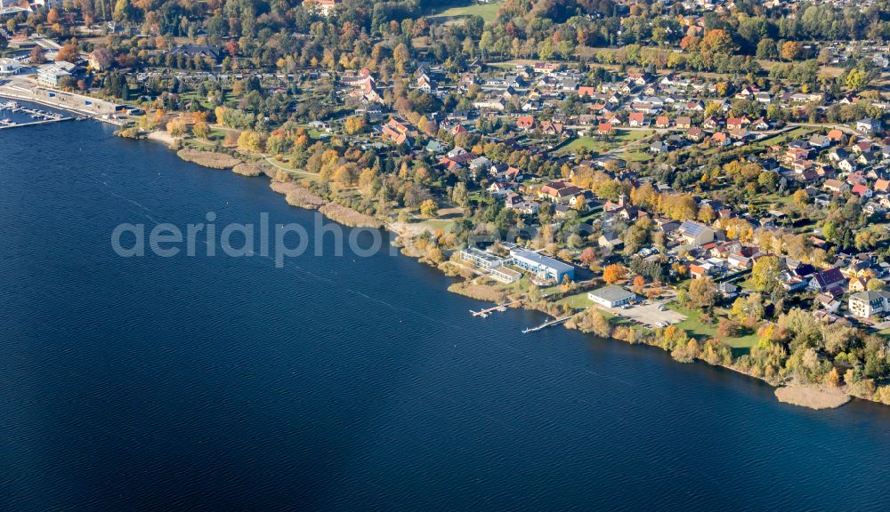 Senftenberg from the bird's eye view: Complex of the hotel building Strandhotel Senftenberger See in Senftenberg in the state Brandenburg, Germany