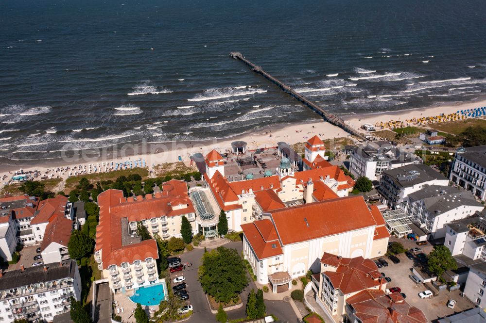 Aerial image Binz - Complex of the hotel building Travel Charme Kurhaus Binz on Strandpromenade in Binz in the state Mecklenburg - Western Pomerania