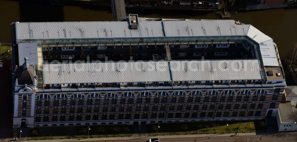 Aerial image Leipzig - Complex of the hotel building TRINOM Business Apartments, Elster Lofts on Nonnenstrasse in the district Plagwitz in Leipzig in the state Saxony