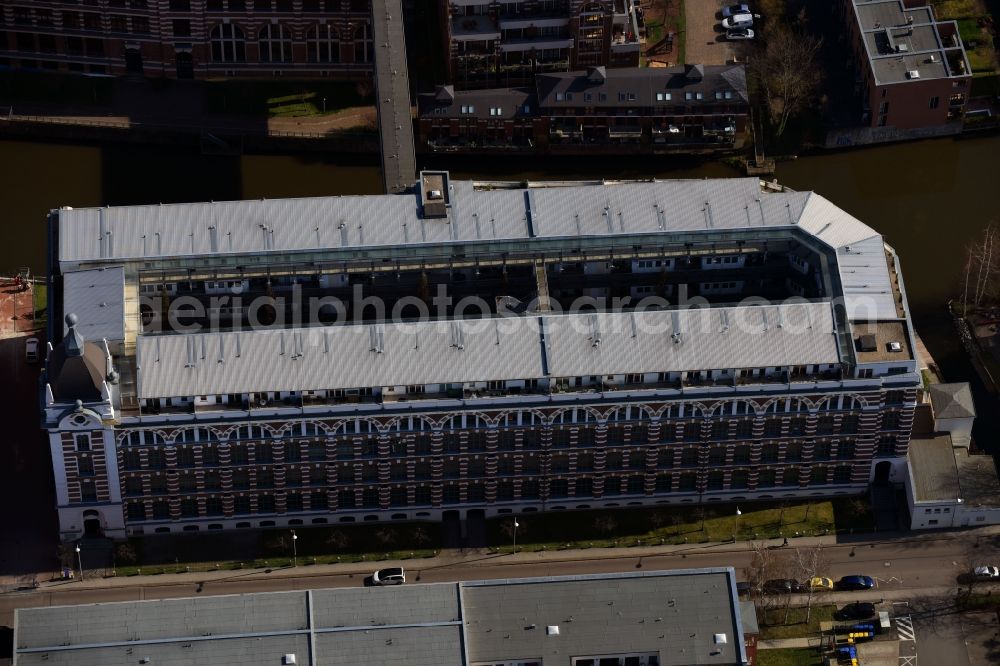 Aerial photograph Leipzig - Complex of the hotel building TRINOM Business Apartments, Elster Lofts on Nonnenstrasse in the district Plagwitz in Leipzig in the state Saxony