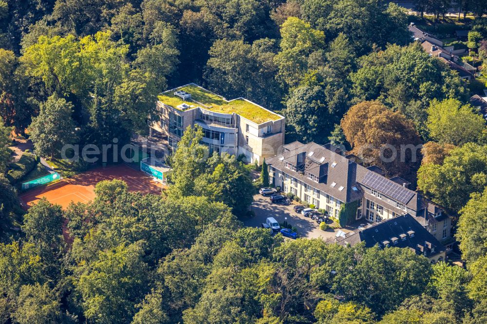 Heiligenhaus from above - Complex of the hotel building of Waldhotel Heiligenhaus on Parkstrasse in Heiligenhaus in the state North Rhine-Westphalia, Germany