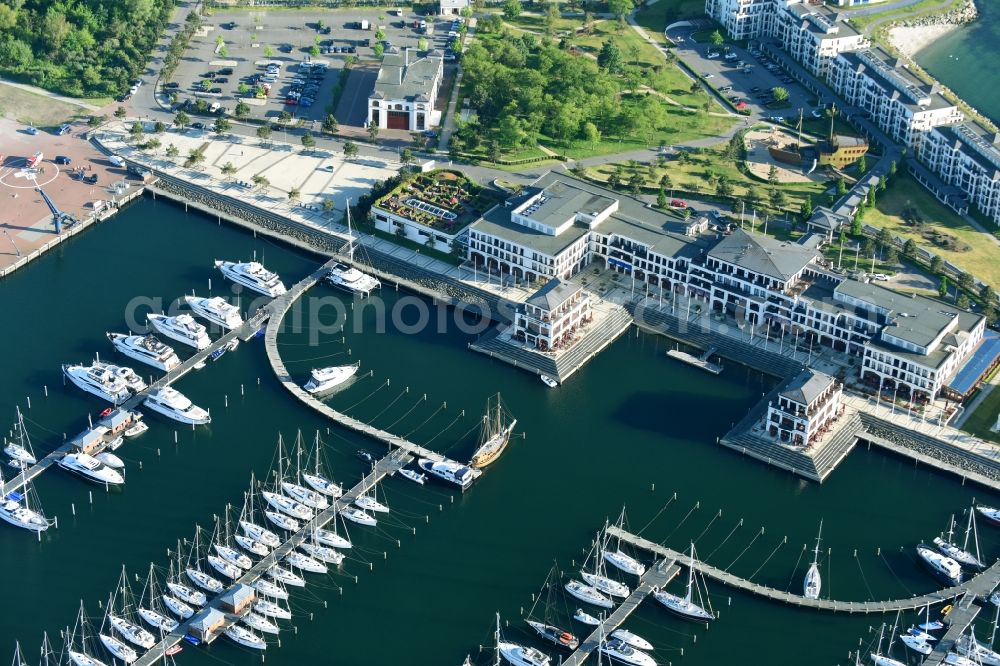 Warnemünde from the bird's eye view: Complex of buildings of the hotel arrangement Yacht harbour residence high dune in Warnemuende in the federal state Mecklenburg-West Pomerania, Germany