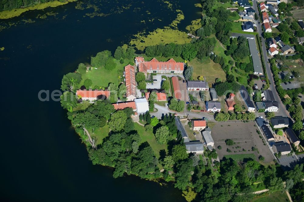 Werder (Havel) from above - Complex of the hotel building Zum Rittmeister in the district Kemnitz in Werder (Havel) in the state Brandenburg, Germany