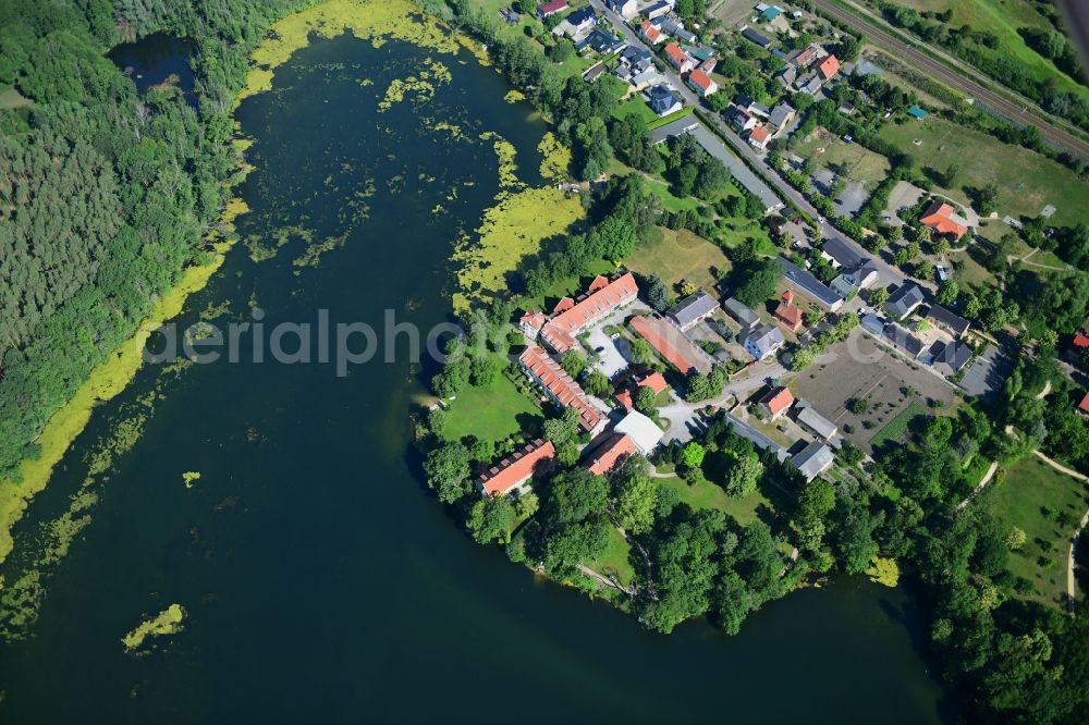 Werder (Havel) from the bird's eye view: Complex of the hotel building Zum Rittmeister in the district Kemnitz in Werder (Havel) in the state Brandenburg, Germany