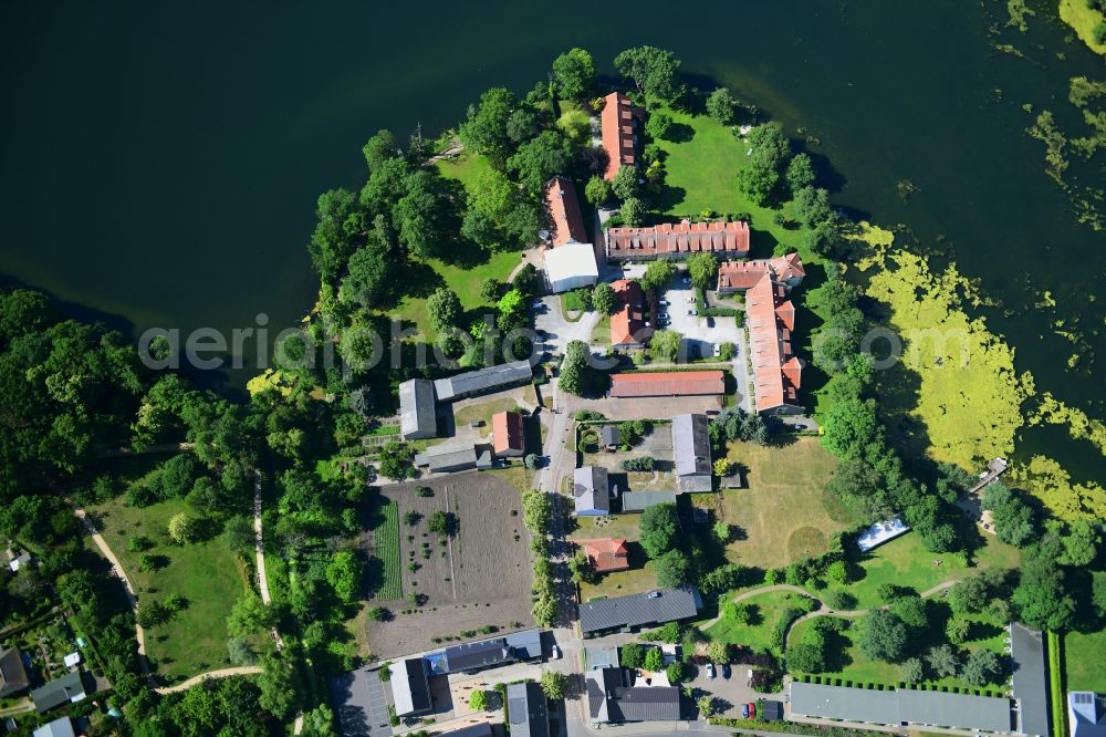 Werder (Havel) from above - Complex of the hotel building Zum Rittmeister in the district Kemnitz in Werder (Havel) in the state Brandenburg, Germany