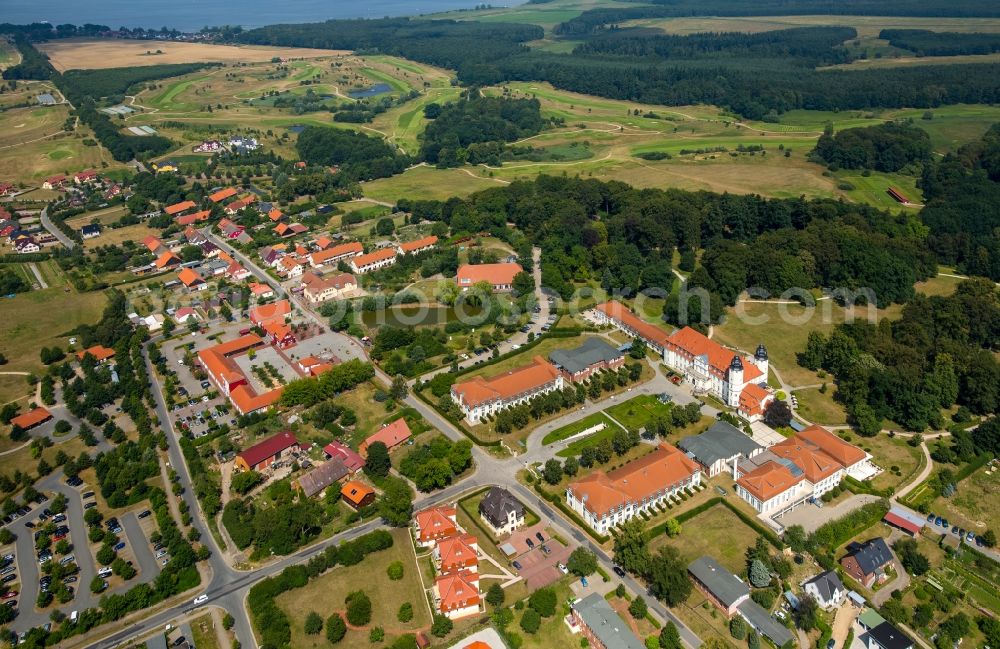 Göhren-Lebbin from the bird's eye view: Complex of the hotel buildingSchlosshotel Fleesensee in Goehren-Lebbin in the state Mecklenburg - Western Pomerania