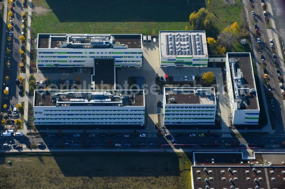 Aerial photograph Berlin - Building complex of the Institute ifp Institut fuer Produktqualitaet GmbH in Berlin in Germany