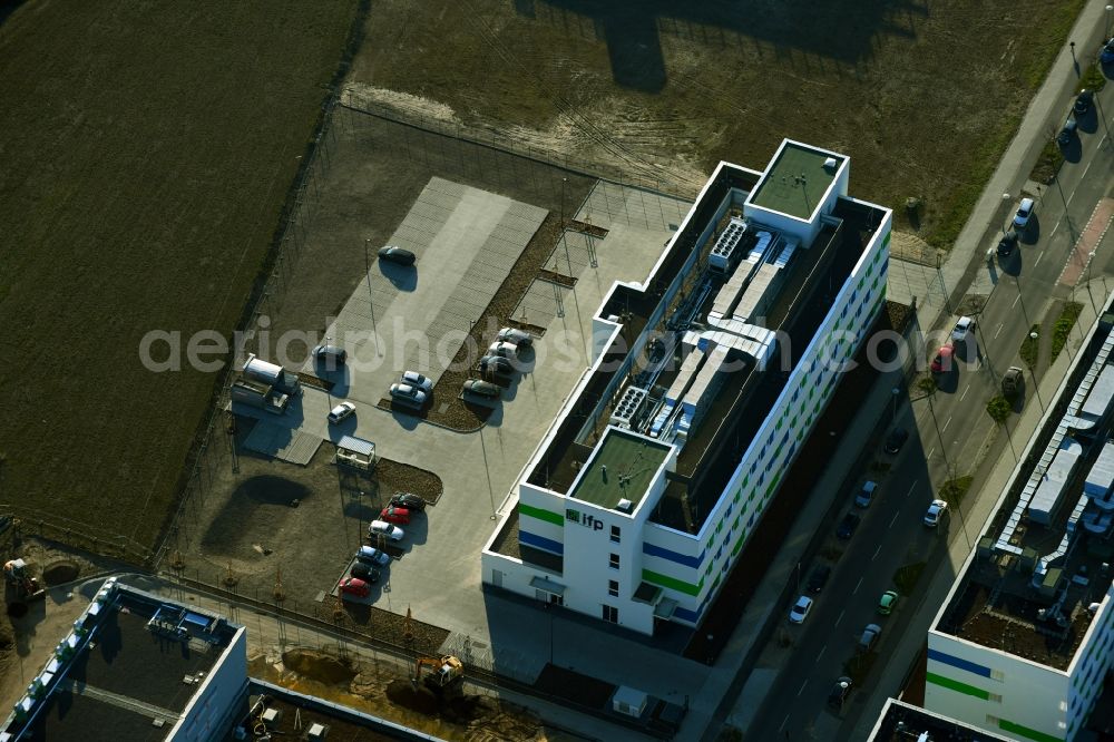 Aerial photograph Berlin - Building complex of the Institute ifp Institut fuer Produktqualitaet GmbH in Berlin in Germany