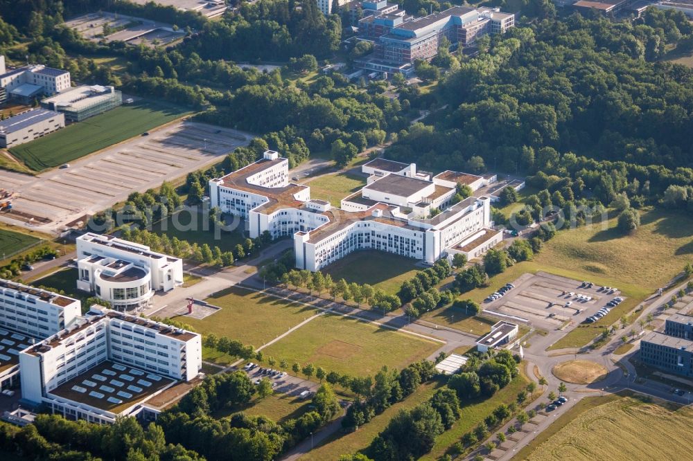 Aerial photograph Ulm - Building complex of the Institute Daimler TSS GmbH in Ulm in the state Baden-Wurttemberg, Germany