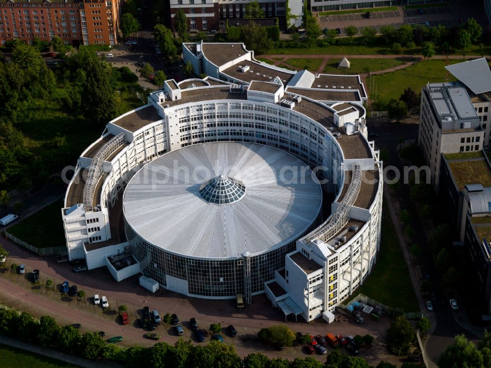 Berlin from above - Building complex of the Institute Fraunhofer-Institut fuer Produktionsanlagen und Konstruktionstechnik on Pascalstrasse in Berlin in Germany