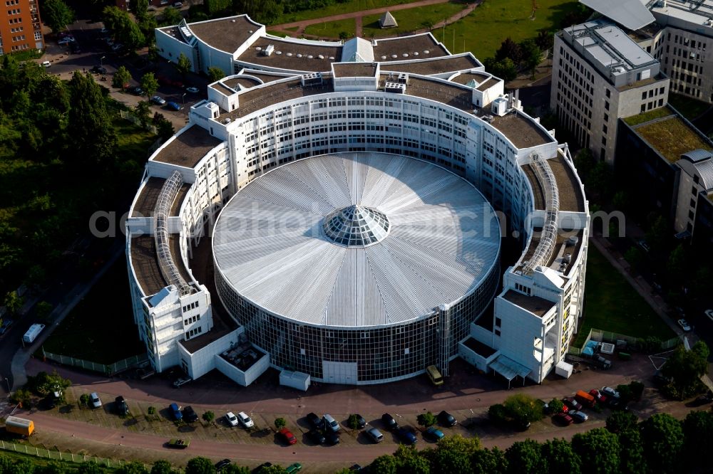 Berlin from the bird's eye view: Building complex of the Institute Fraunhofer-Institut fuer Produktionsanlagen und Konstruktionstechnik on Pascalstrasse in Berlin in Germany