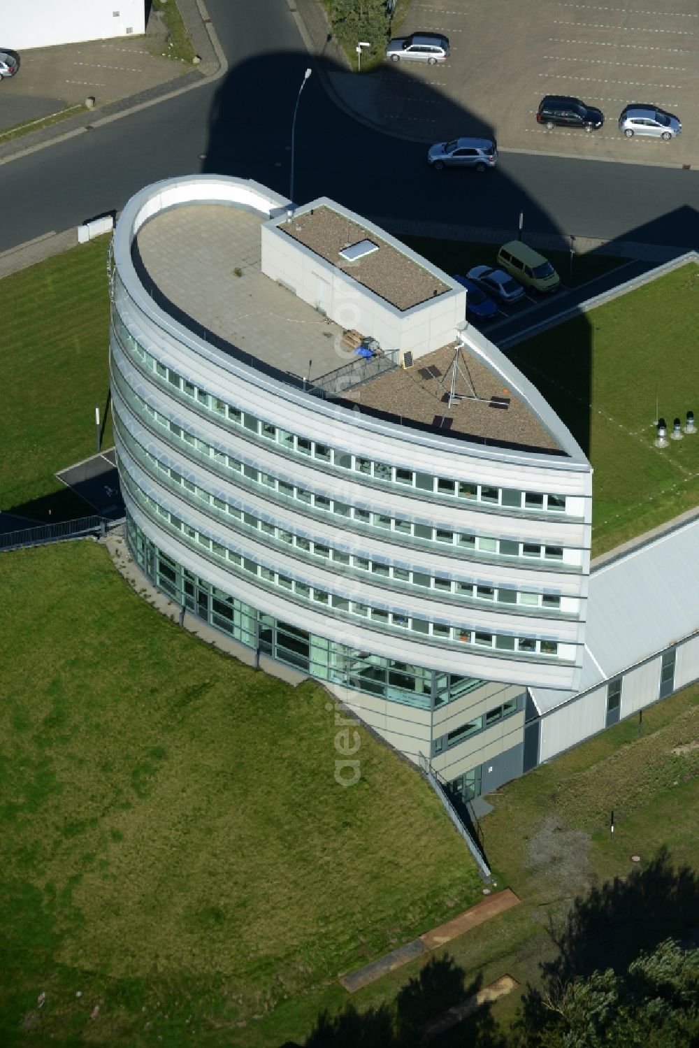 Aerial photograph Bremerhaven - Building complex of the Institute Fraunhofer IWES in Bremerhaven in the state Bremen