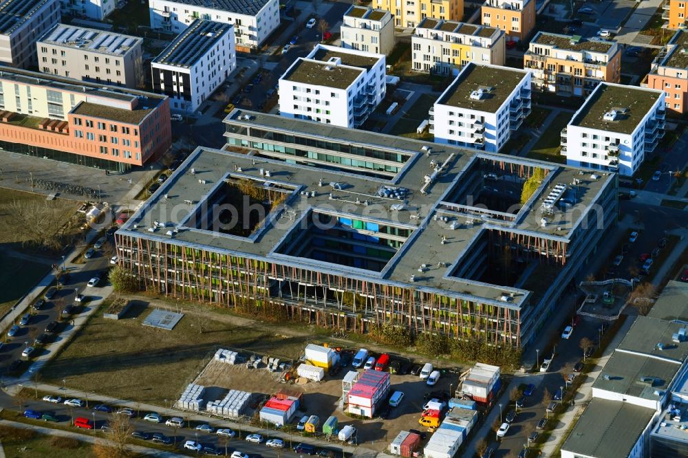 Berlin from the bird's eye view: Building complex of the Institute HUB Institut fuer Physik of HUB on Newtonstrasse in the district Adlershof in Berlin, Germany