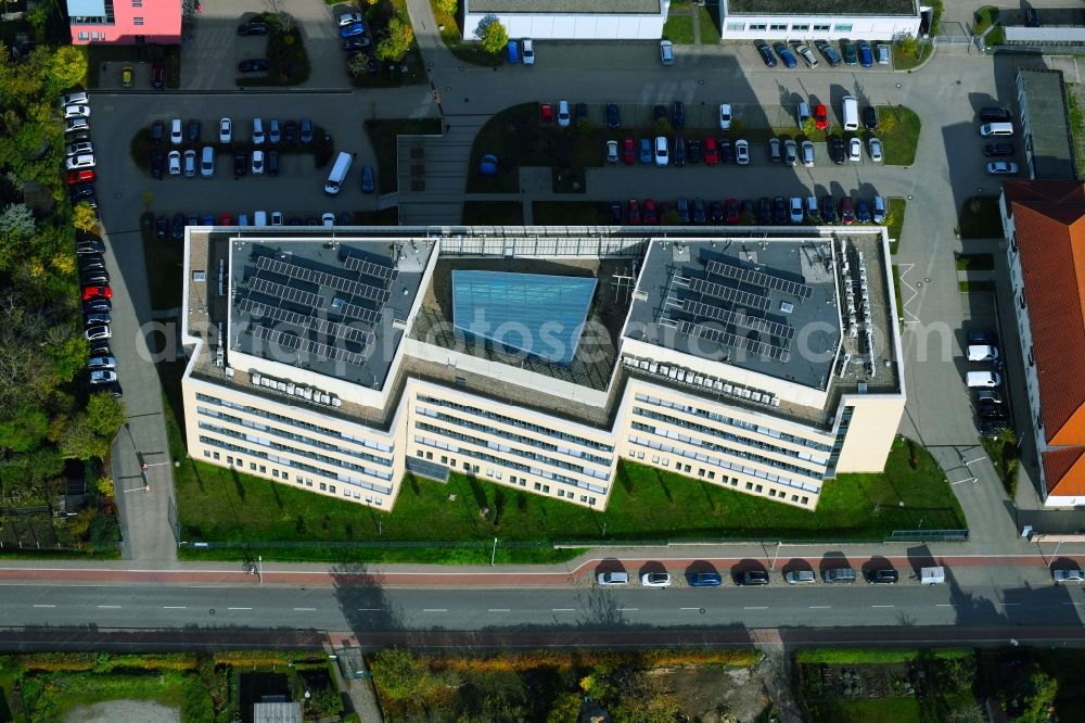 Magdeburg from above - Building complex of the Institute Leibniz-Institut fuer Neurobiologie on Brenneckestrasse in Magdeburg in the state Saxony-Anhalt, Germany