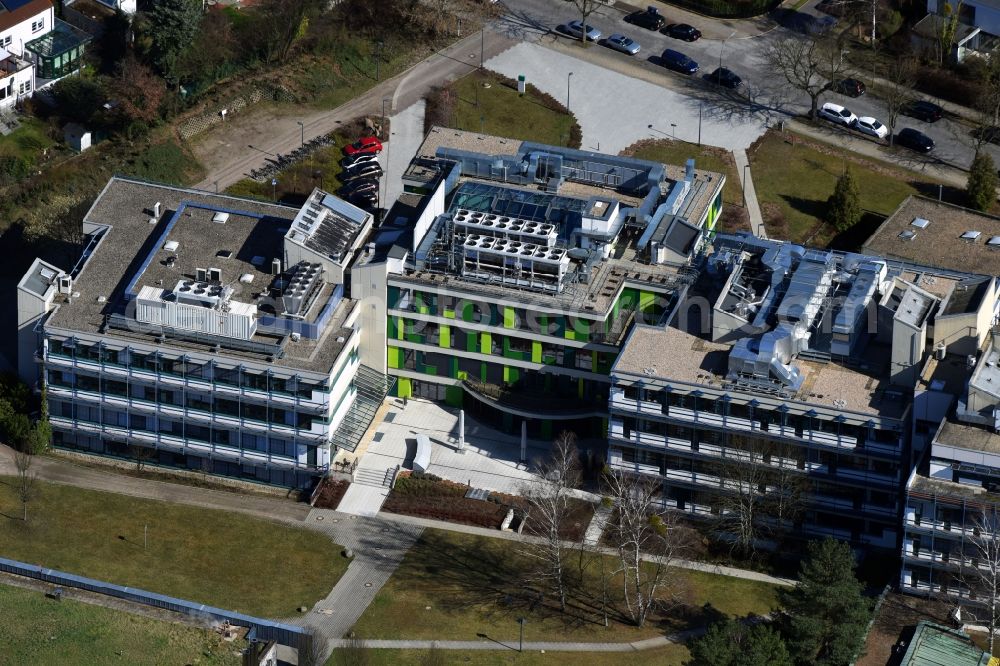 Aerial image Berlin - Building complex of the Institute Max-Planck-Institut fuer molekulare Genetik on Ihnestrasse in the district Dahlem in Berlin