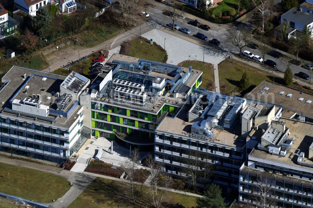 Berlin from above - Building complex of the Institute Max-Planck-Institut fuer molekulare Genetik on Ihnestrasse in the district Dahlem in Berlin