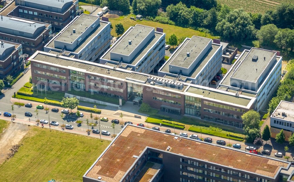 Aerial photograph Dortmund - Building complex of the Institute Max-Planck-Institut fuer molekulare Physiologie on Otto-Hahn-Strasse in the district Hombruch in Dortmund in the state North Rhine-Westphalia, Germany