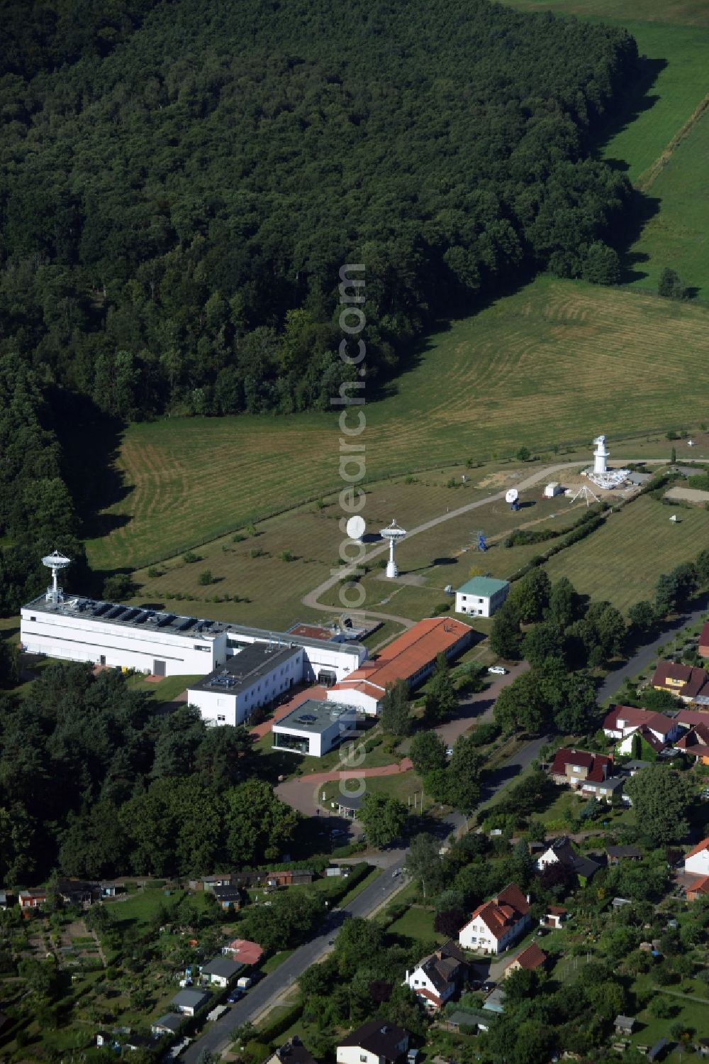 Aerial photograph Lindenberg - Building complex of the Institute Deutsches Zentrum fuer Luft- und Raumfahrt (DLR) in Lindenberg in the state Mecklenburg - Western Pomerania