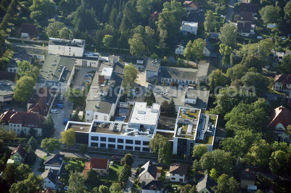 Aerial photograph Teltow - Building complex of the Institutes of Applied Polymer Research of Fraunhofer Institute and Institue for Biomaterial Sciences of the Helmholtz Center Gesthacht in Teltow in the state of Brandenburg