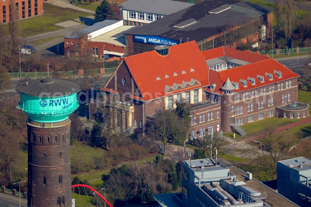 Aerial photograph Oberhausen - Building complex of the Institute of Technology Center TZU Environmental Management GmbH in Oberhausen in North Rhine-Westphalia. In the background, the production facilities of packaging service provider Deufol SE