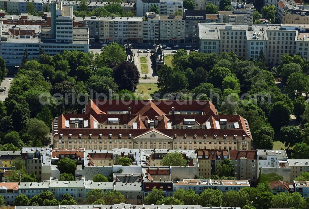 Aerial photograph Berlin - Building complex of the chamber court at the Elssholzstrasse in the district Tempelhof-Schoeneberg in Berlin, Germany